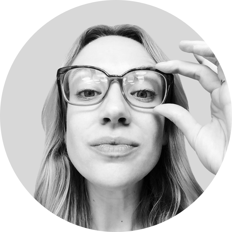 Jennifer Hicks bio picture